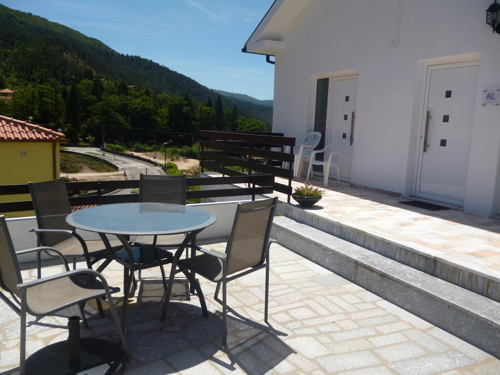 Casa Marciana Guest House Geres Bagian luar foto